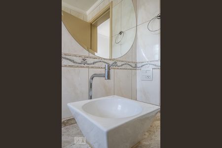 Apartamento à venda com 64m², 3 quartos e 2 vagasBanheiro do Quarto 3