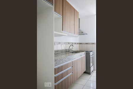 Apartamento à venda com 64m², 3 quartos e 2 vagasCozinha