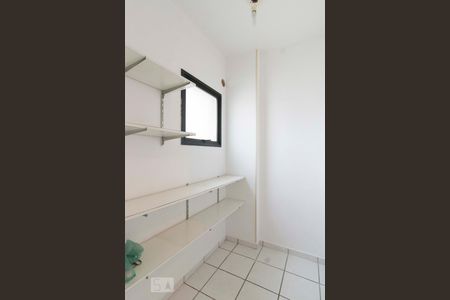 Apartamento à venda com 90m², 3 quartos e 3 vagasQuarto de serviço