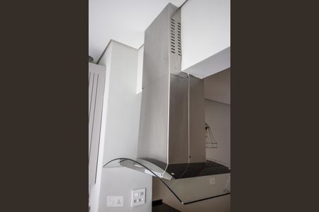 Cozinha detalhe de apartamento para alugar com 1 quarto, 62m² em Sumaré, São Paulo