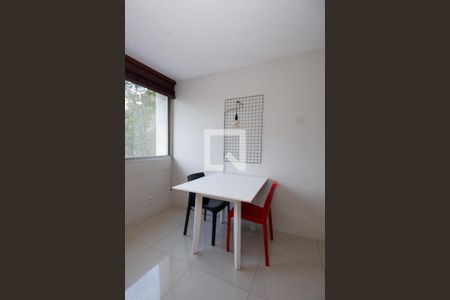 Sala de apartamento para alugar com 1 quarto, 56m² em Vila Tramontano, São Paulo
