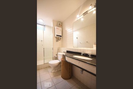Banheiro Suíte de apartamento para alugar com 1 quarto, 48m² em Vila Tramontano, São Paulo