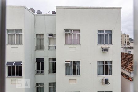 Vista do Quarto 3 de apartamento à venda com 3 quartos, 80m² em Grajaú, Rio de Janeiro