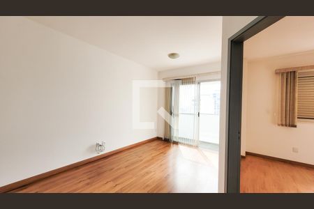 Sala de apartamento para alugar com 1 quarto, 55m² em Centro, Campinas