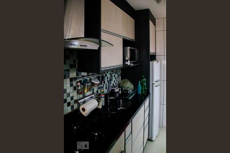 Cozinha de apartamento para alugar com 2 quartos, 54m² em Centro, Diadema