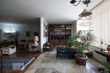 Apartamento para alugar com 5 quartos, 400m² em Consolação, São Paulo