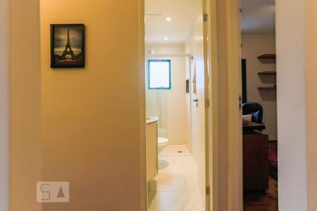 Corredor de apartamento para alugar com 3 quartos, 78m² em Vila Mariana, São Paulo