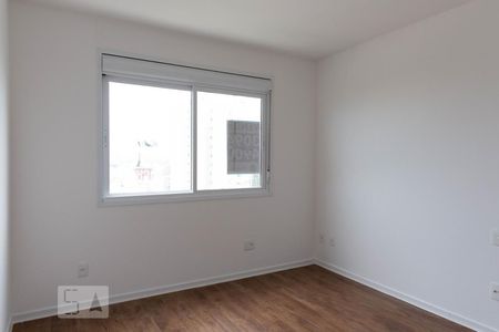 Suíte de apartamento para alugar com 3 quartos, 71m² em Passo da Areia, Porto Alegre