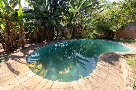 Piscina de casa à venda com 4 quartos, 500m² em Lapa, São Paulo