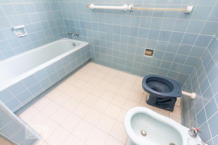 Banheiro 2 de casa à venda com 4 quartos, 500m² em Lapa, São Paulo