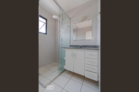 Apartamento para alugar com 82m², 2 quartos e 1 vaga Apartamento para alugar com 82m², 2 quartos e 1 vagaBanheiro