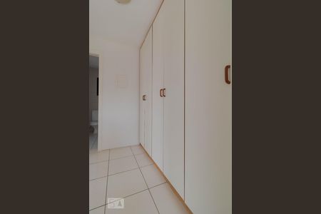 Apartamento para alugar com 82m², 2 quartos e 1 vaga Apartamento para alugar com 82m², 2 quartos e 1 vagaCorredor