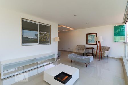 Apartamento à venda com 103m², 3 quartos e 2 vagasVaranda/Sala