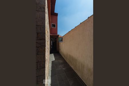 Casa à venda com 120m², 3 quartos e 2 vagasCorredor