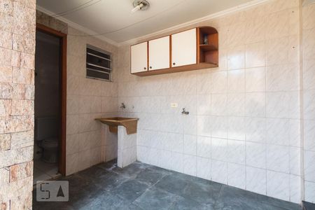 Casa à venda com 120m², 3 quartos e 2 vagasÁrea de Serviço