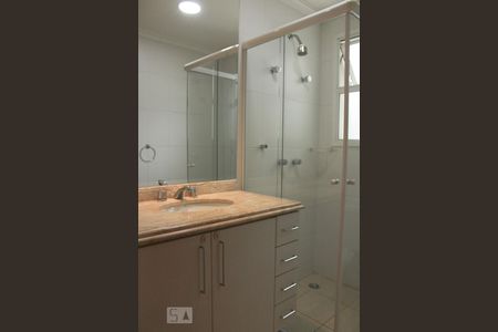 Banheiro  de apartamento para alugar com 2 quartos, 101m² em Tamboré, Santana de Parnaíba