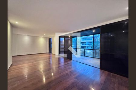 Sala de apartamento à venda com 3 quartos, 200m² em Recreio dos Bandeirantes, Rio de Janeiro