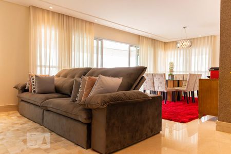 Apartamento à venda com 181m², 3 quartos e 4 vagasSala