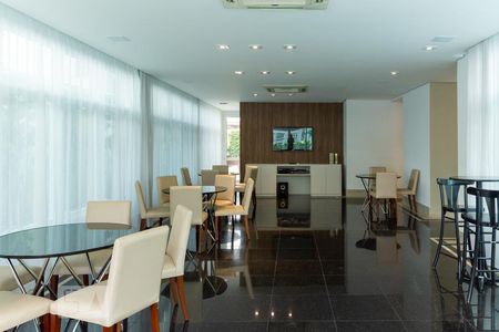 Apartamento à venda com 181m², 3 quartos e 4 vagasSalão de festas 