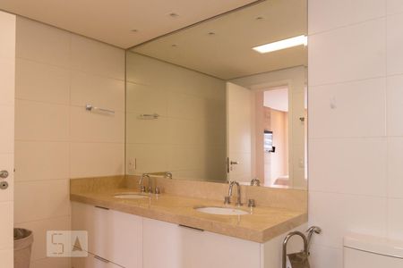 Apartamento à venda com 181m², 3 quartos e 4 vagasBanheiro da suíte 3