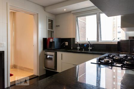 Apartamento à venda com 181m², 3 quartos e 4 vagasCozinha