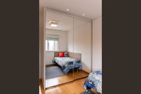 Apartamento à venda com 181m², 3 quartos e 4 vagasSuíte 2