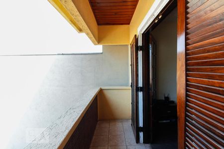 Casa à venda com 279m², 4 quartos e 5 vagasSacada suite 1