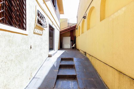 Casa à venda com 279m², 4 quartos e 5 vagasQuintal 