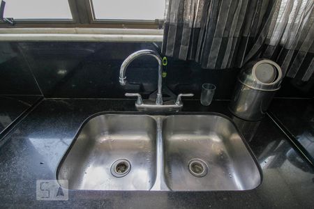 Apartamento à venda com 240m², 3 quartos e 2 vagasCozinha