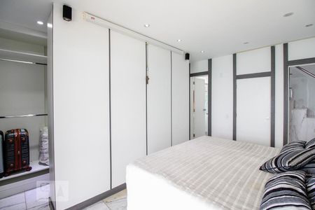 Apartamento à venda com 240m², 3 quartos e 2 vagasQuarto 3