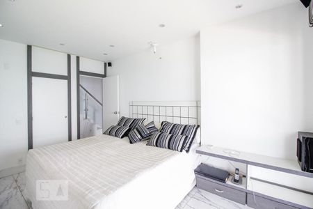 Apartamento à venda com 240m², 3 quartos e 2 vagasQuarto 3