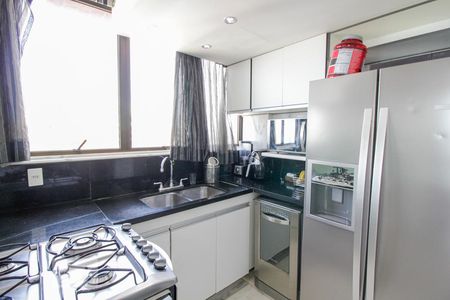 Apartamento à venda com 240m², 3 quartos e 2 vagasCozinha