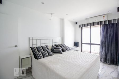 Apartamento à venda com 240m², 3 quartos e 2 vagasQuarto 3