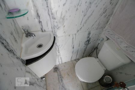 Apartamento à venda com 240m², 3 quartos e 2 vagasBanheiro