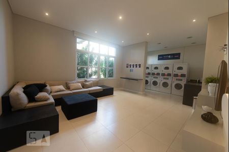 Studio para alugar com 38m², 1 quarto e 1 vaga Studio para alugar com 38m², 1 quarto e 1 vagaLavanderia