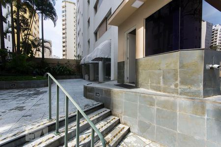 Fachada de apartamento para alugar com 1 quarto, 35m² em Indianópolis, São Paulo