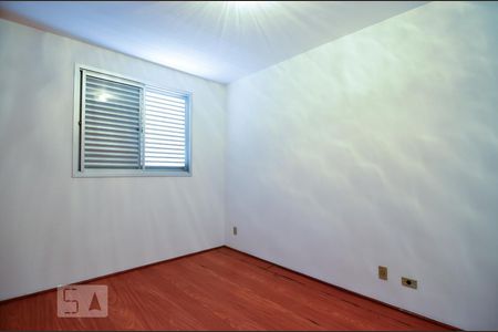 Quarto  de apartamento para alugar com 1 quarto, 58m² em Bosque, Campinas