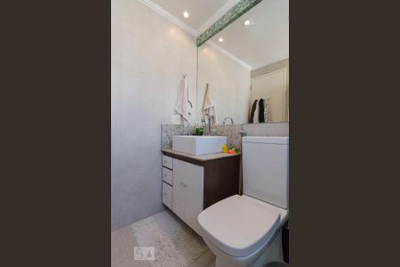 Apartamento para alugar com 63m², 2 quartos e 2 vagas Apartamento para alugar com 63m², 2 quartos e 2 vagasBanheiro da Suíte