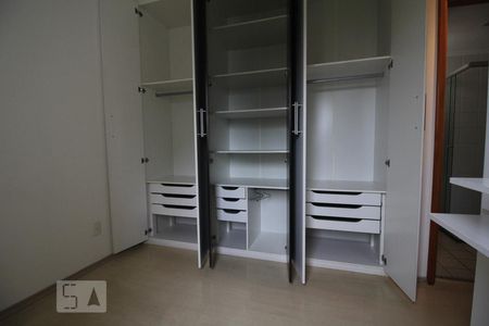 Apartamento para alugar com 71m², 3 quartos e 2 vagasSuíte