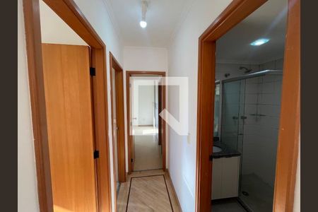 Corredor de apartamento para alugar com 3 quartos, 71m² em Vila Andrade, São Paulo