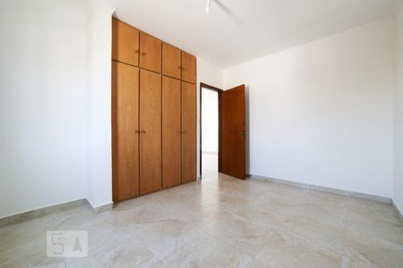 Apartamento à venda com 89m², 2 quartos e 1 vagaQuarto 2