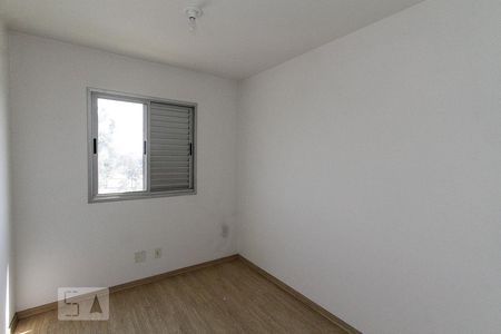 Quarto 01 de apartamento para alugar com 2 quartos, 48m² em Parque São Jorge, São Paulo