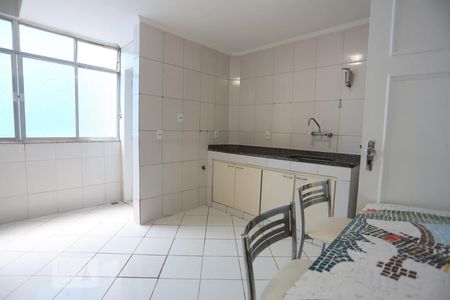 Apartamento à venda com 115m², 3 quartos e sem vagaCozinha