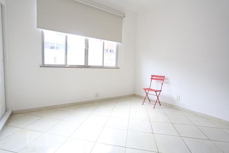 Quarto 1 de apartamento à venda com 3 quartos, 115m² em Copacabana, Rio de Janeiro