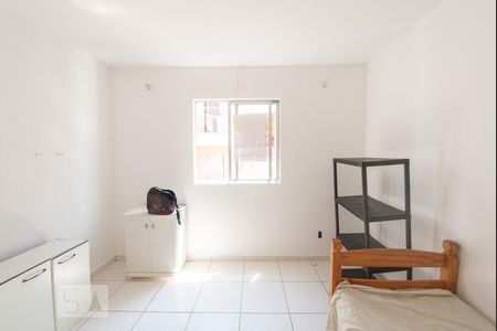 Quarto 2 de apartamento para alugar com 2 quartos, 47m² em Serraria, São José