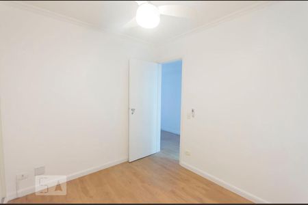 Apartamento para alugar com 70m², 2 quartos e 1 vagaQuarto 02