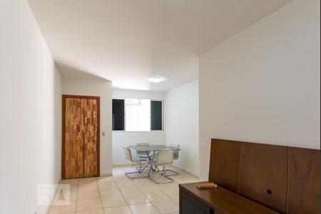 Sala de apartamento para alugar com 3 quartos, 62m² em Santa Rosa, Belo Horizonte