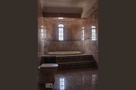 Casa à venda com 450m², 3 quartos e 6 vagassuite quarto 1 