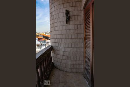 Casa à venda com 450m², 3 quartos e 6 vagasvaranda quarto 1