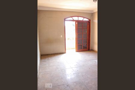 Casa à venda com 450m², 3 quartos e 6 vagasquarto 3